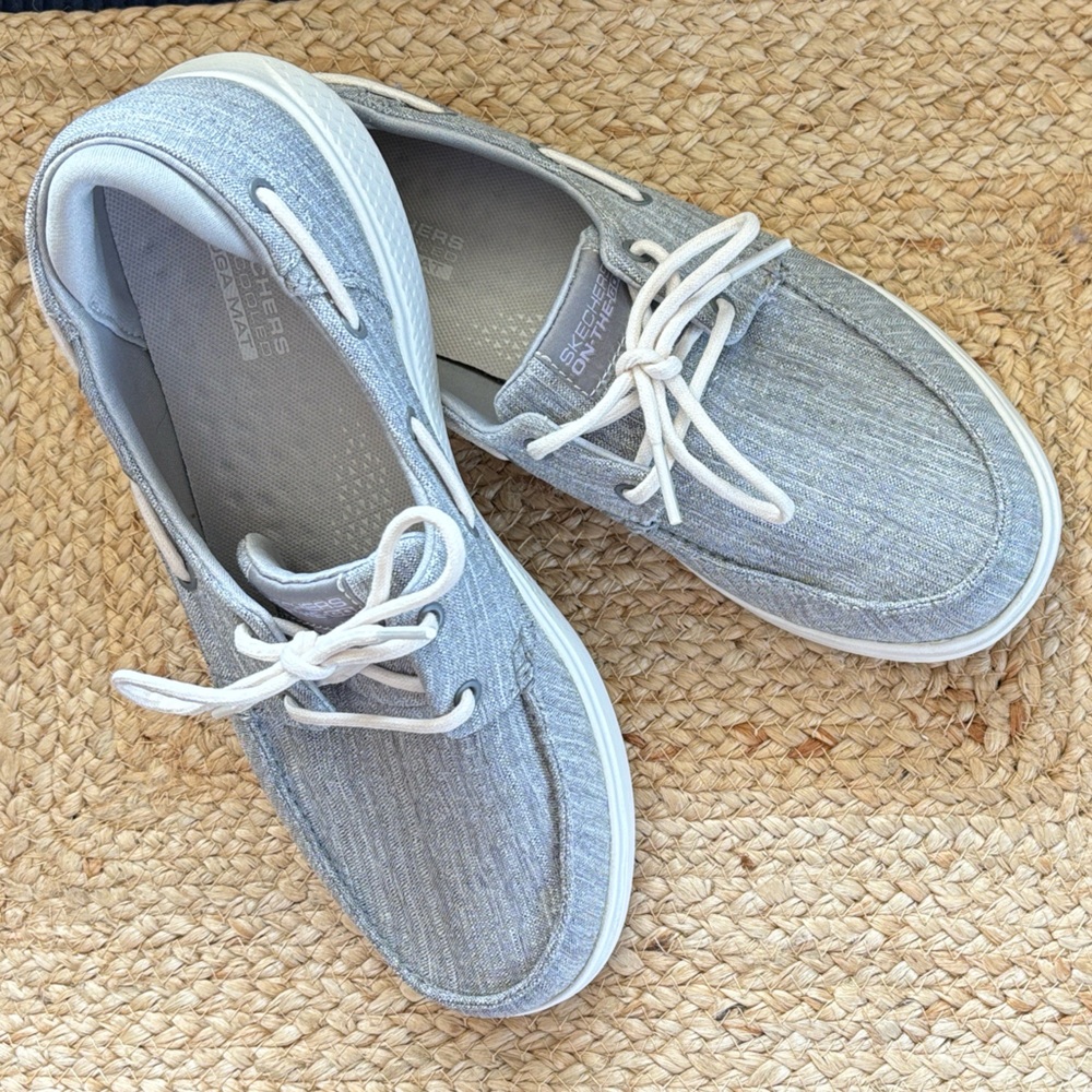 Skechers On-The-Go Women’s Light Gray Boat Shoes